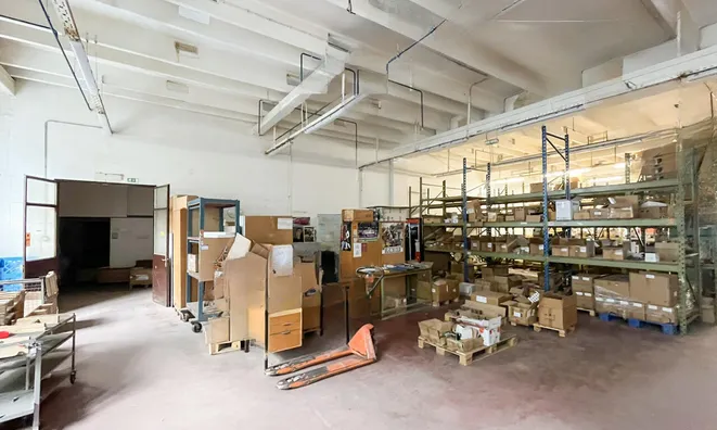 Недвижимость Коммерческое помещение Стегне: 20