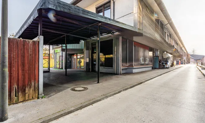 Недвижимость Коммерческий объект в Мосте: 2