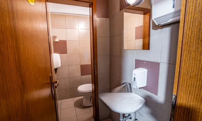 Недвижимость Коммерческий объект в Мосте: 11