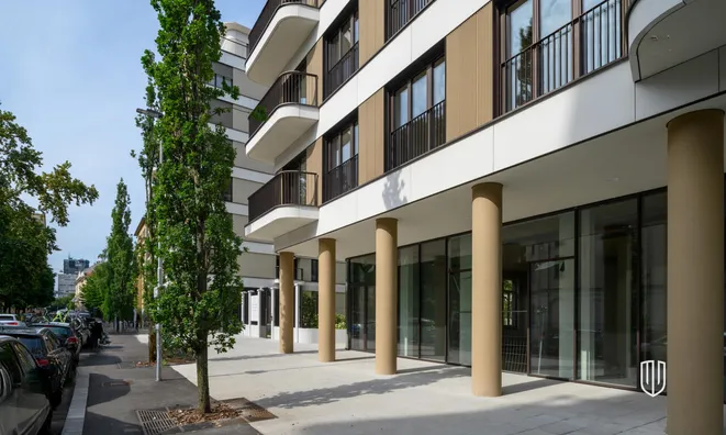 Недвижимость Коммерческое помещение Центр: 1