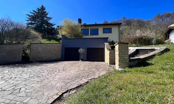 Недвижимость House 5 bedrooms for sale in Schoenfels: 1