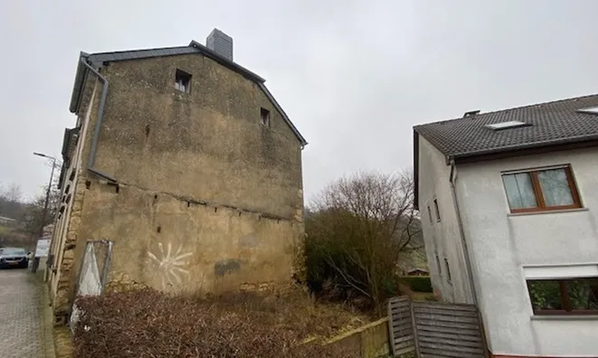 Недвижимость House for sale in Hobscheid: 2