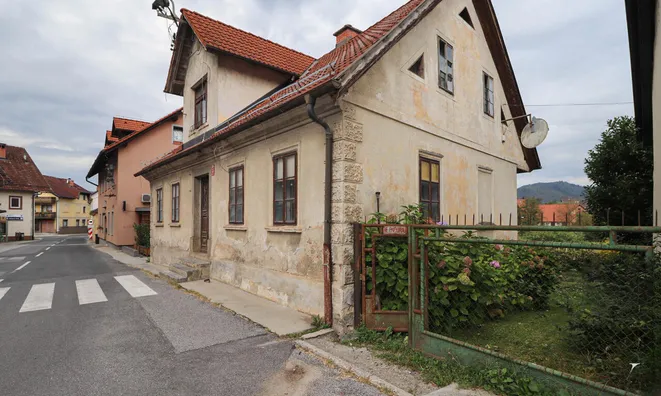 Недвижимость Дом в Шмартно при Литии: 2