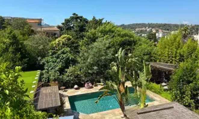 Недвижимость Villa Petit Juas: 11