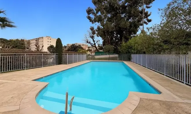 Недвижимость Villa Petit Juas Cannes: 1