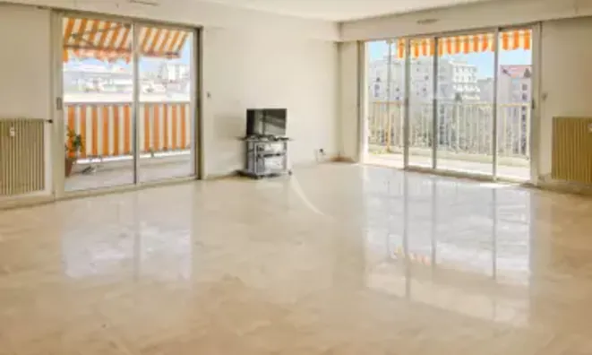 Недвижимость Villa Pointe Croisette: 2