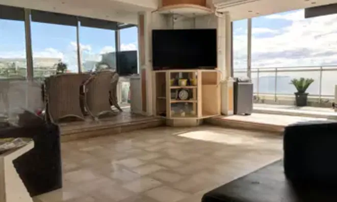 Недвижимость Property Cannes: 8