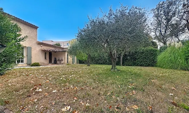 Недвижимость Villa Mandelieu-LN: 12