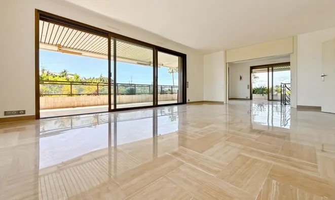 Недвижимость Villa Croix des Gardes: 6