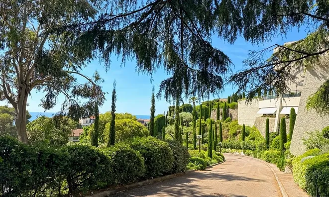 Недвижимость Villa Croix des Gardes: 15