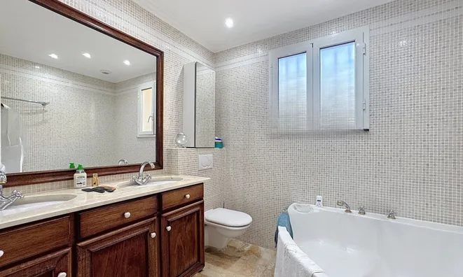 Недвижимость Villa Mandelieu: 16