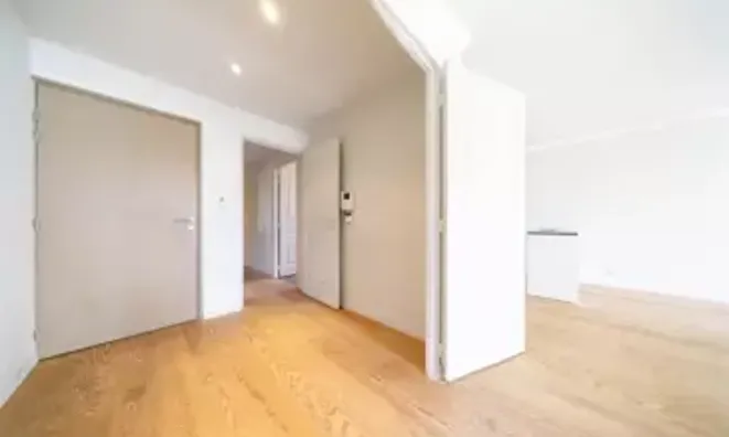 Недвижимость Villa République Cannes: 14