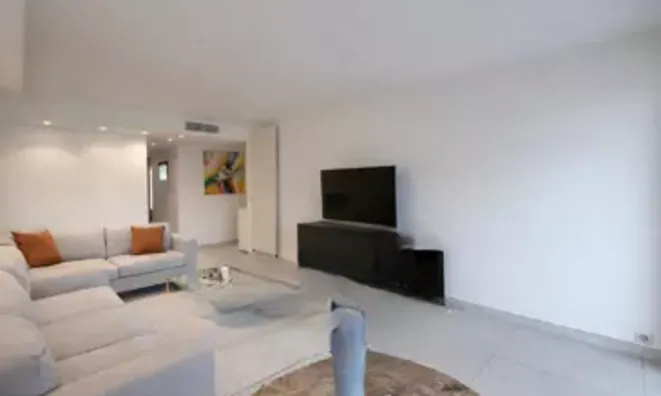 Недвижимость Villa Pointe Croisette: 5