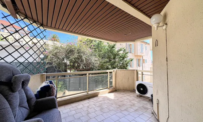 Недвижимость Villa Croix des Gardes: 2