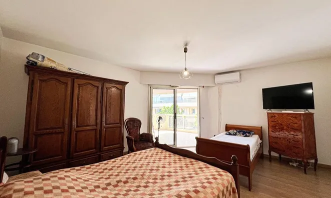 Недвижимость Villa Croix des Gardes: 14