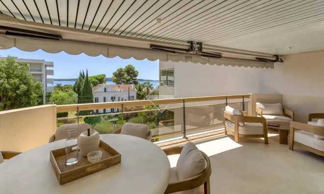 Недвижимость Villa Pointe Croisette: 2