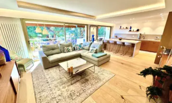 Недвижимость Villa Petit Juas: 5