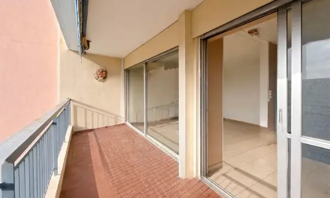 Недвижимость Estate Cannes La Bocca: 1