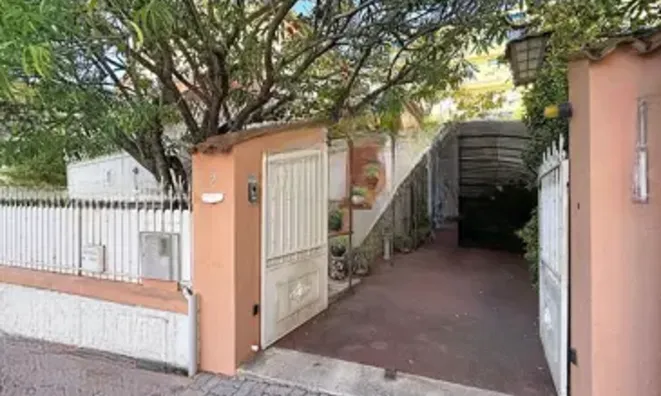 Недвижимость Villa Pointe Croisette: 2