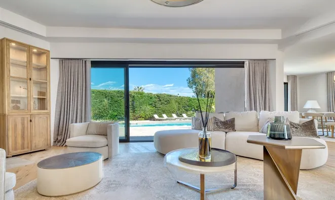 Недвижимость Villa Petit Juas: 8