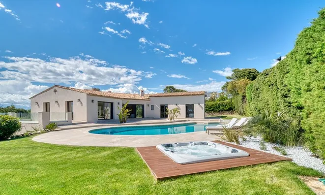 Недвижимость Villa Petit Juas: 12