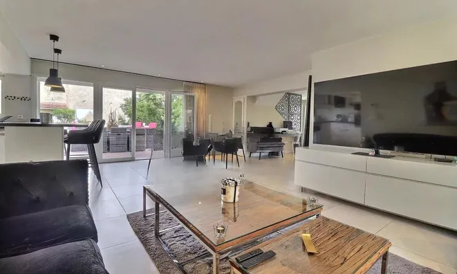 Недвижимость Villa Mougins: 2