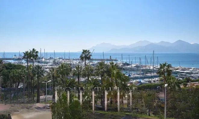 Недвижимость Villa Pointe Croisette: 2