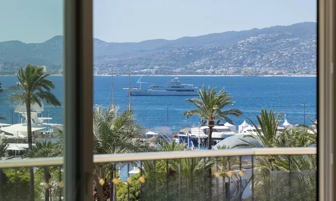 Недвижимость Villa Pointe Croisette: 2