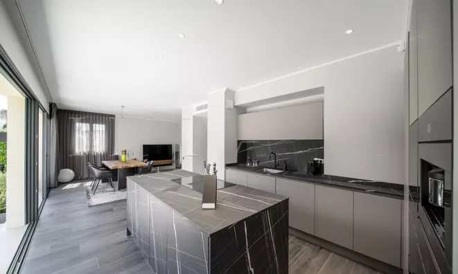 Недвижимость Property Cannes: 7