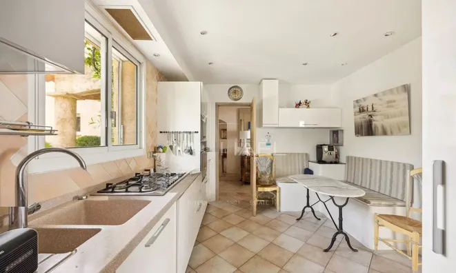 Недвижимость Villa Croix des Gardes: 5