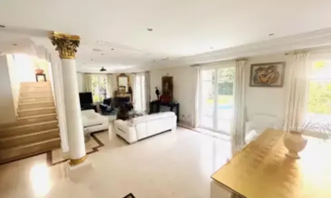 Недвижимость Villa Croix des Gardes: 3