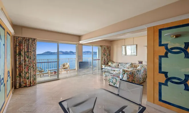 Недвижимость Property Cannes: 5