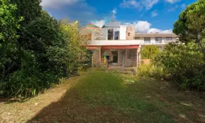 Недвижимость Villa Petit Juas: 3