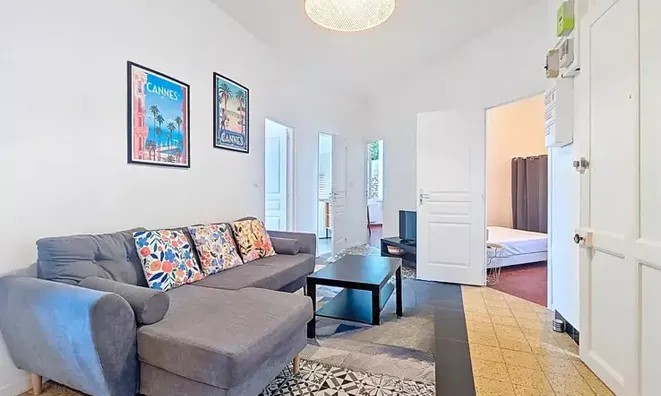 Недвижимость Villa Petit Juas: 1