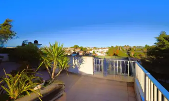 Недвижимость Villa Croix des Gardes: 3