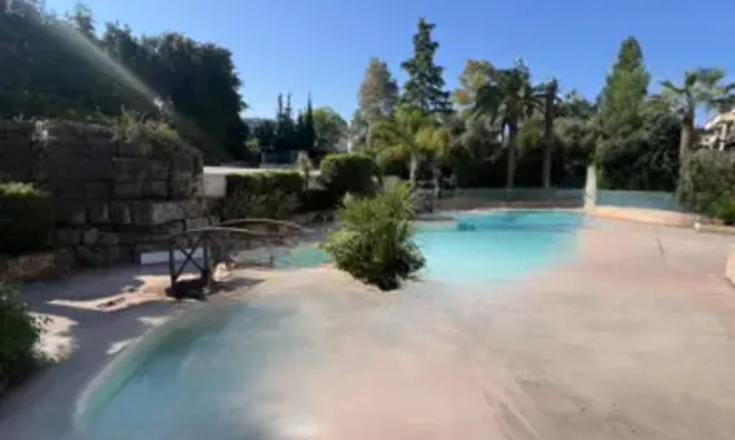 Недвижимость Villa Pointe Croisette: 2