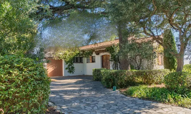 Недвижимость Villa Croix Des Gardes: 3