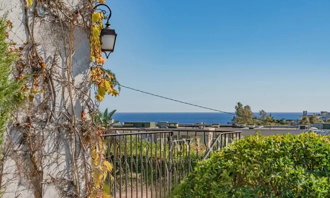 Недвижимость Villa Croix Des Gardes: 9