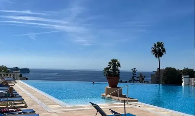 Недвижимость Villa Croix des Gardes: 1