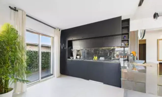 Недвижимость Villa République Cannes: 5