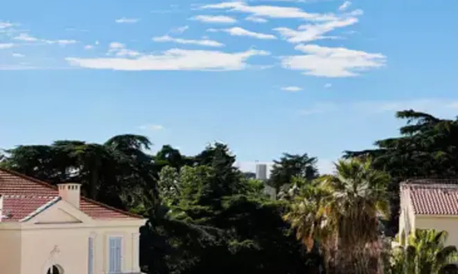 Недвижимость Villa République Cannes: 17