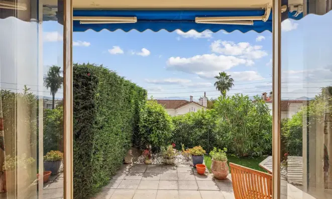 Недвижимость Villa Cannes Croix des Gardes: 1