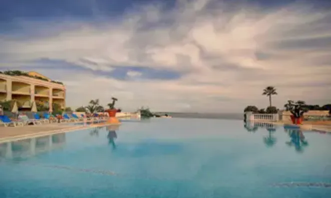 Недвижимость Villa Croix des Gardes: 11