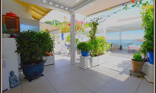 Недвижимость Villa Croix des Gardes: 1