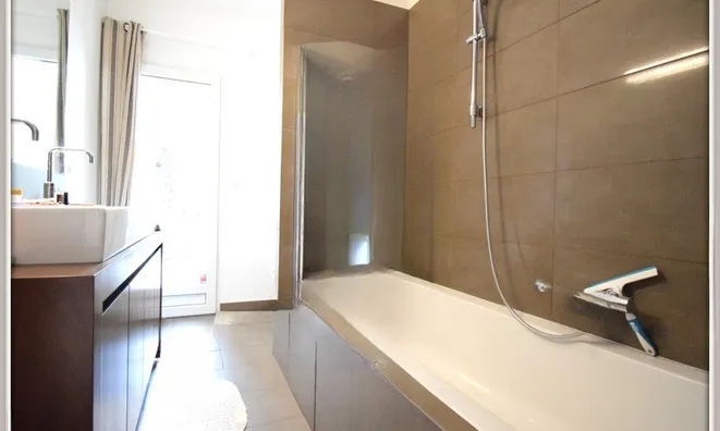 Недвижимость Villa Croix des Gardes: 12