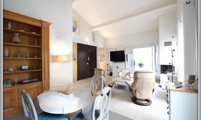 Недвижимость Villa Croix des Gardes: 16