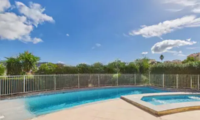 Недвижимость Villa Petit Juas: 3