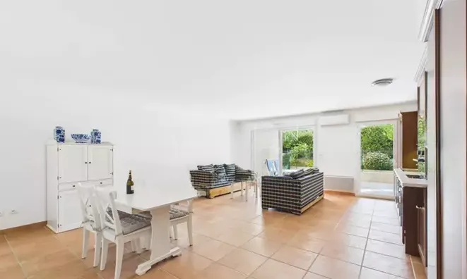 Недвижимость Villa Petit Juas: 4