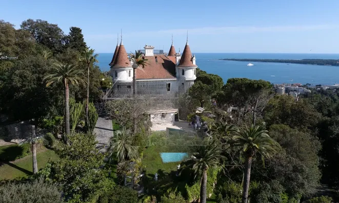 Недвижимость Property Name: Villa Cannes: 1