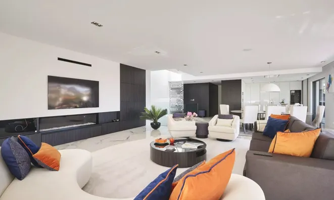 Недвижимость Villa Croix des Gardes: 10